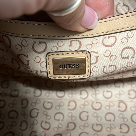 Guess | Olive Satchel w/Iconic Logo Bag Charm - Picture 11 of 16
